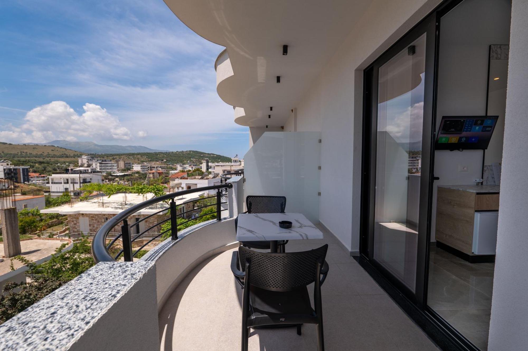 Monel Hotel Ksamil Luaran gambar