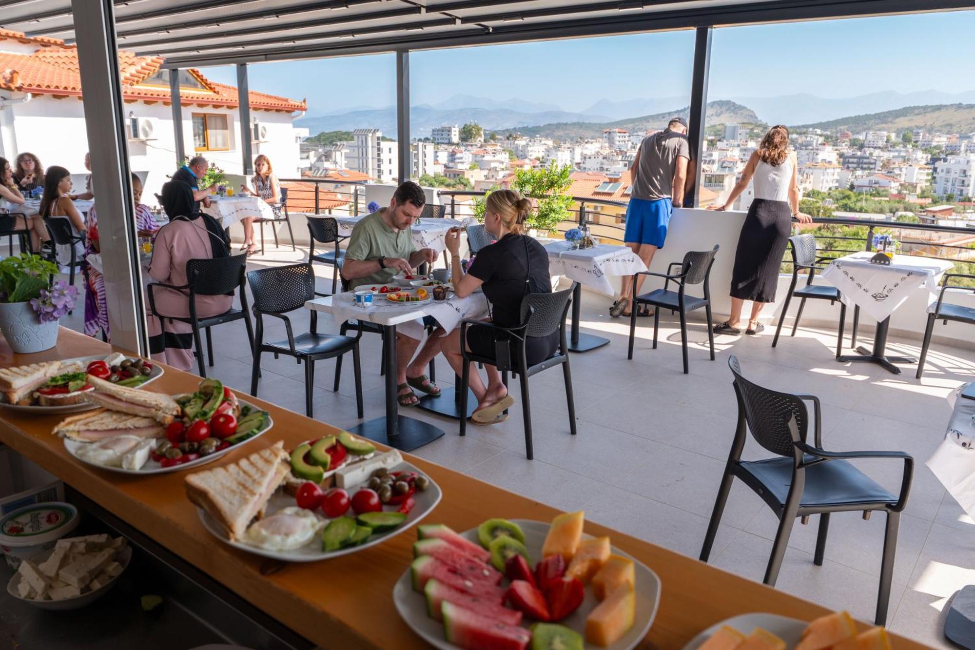 Monel Hotel Ksamil Luaran gambar